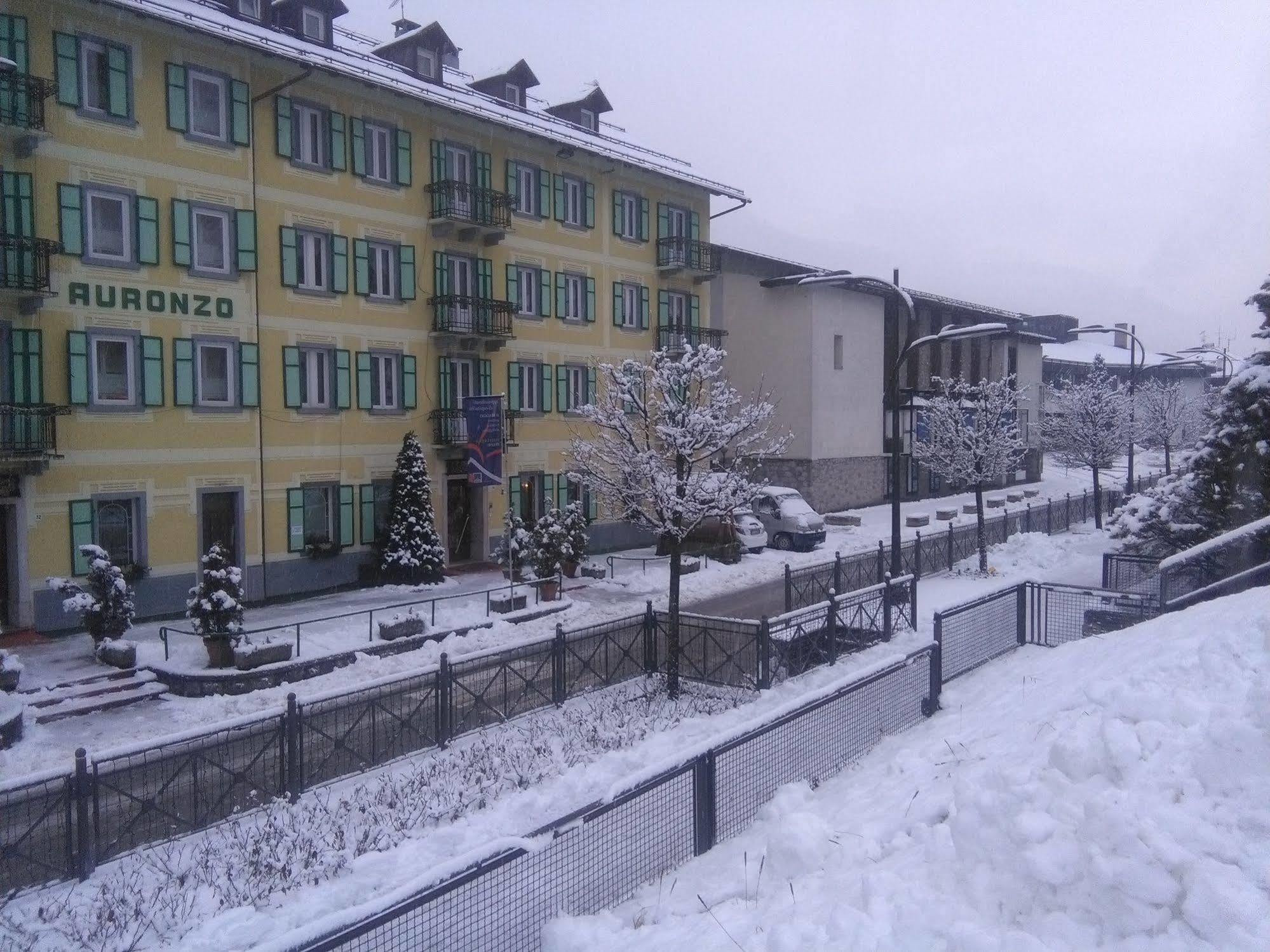 Hotel Auronzo Auronzo di Cadore Buitenkant foto