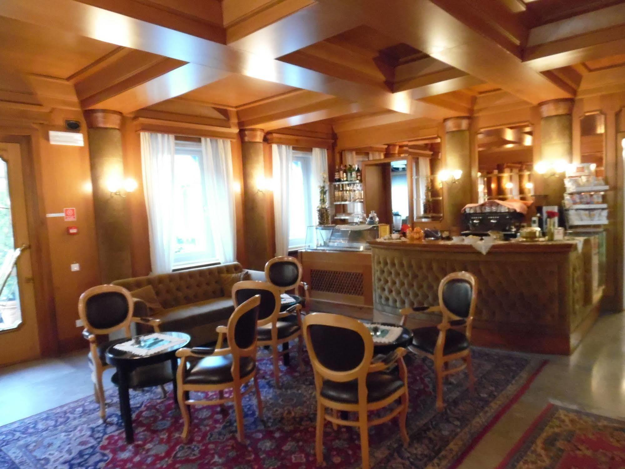 Hotel Auronzo Auronzo di Cadore Buitenkant foto